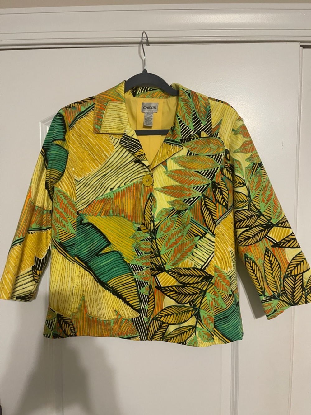 Vintage Chico's Yellow, Green & Black Tropical Leaf Button Jacket Size 1